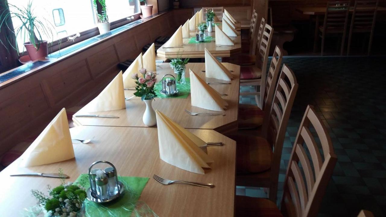 Gasthof Paluda - Pizzeria Dalaas Ngoại thất bức ảnh